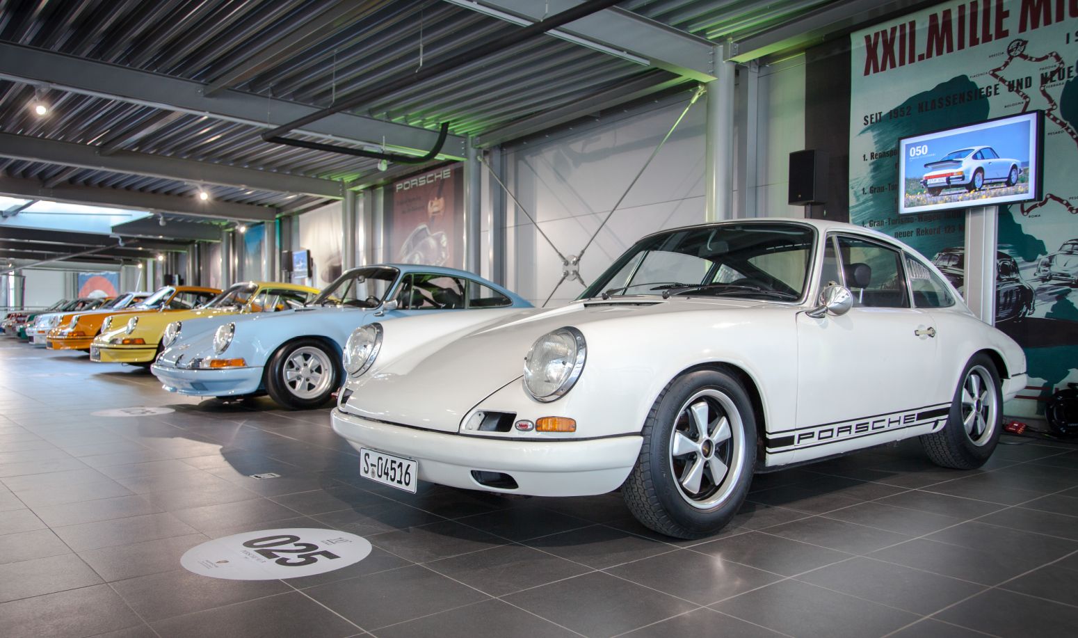 Porsche Centrum Gelderland - AGH & Friends
